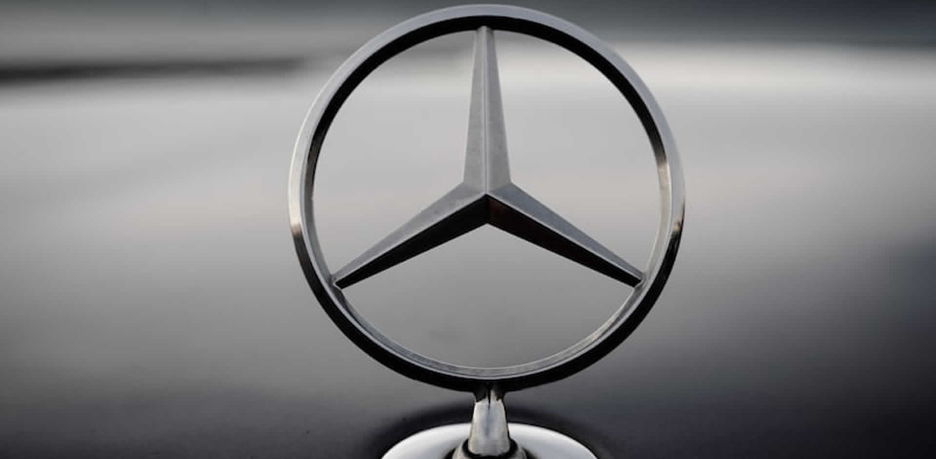 mercedes star front